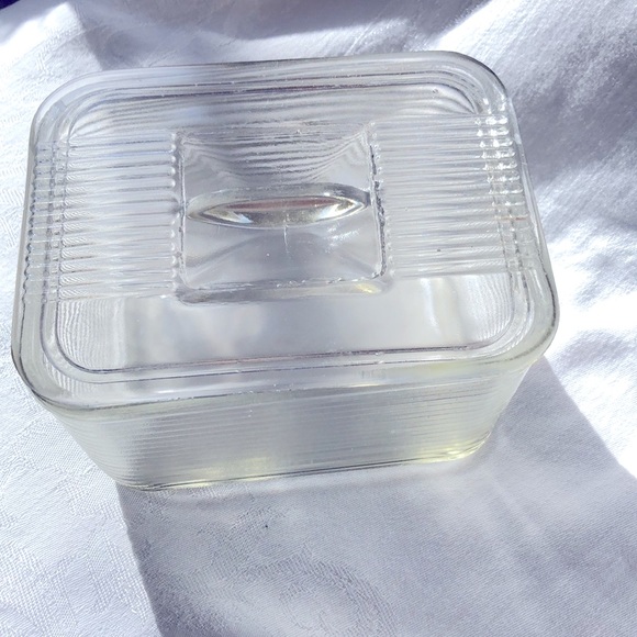 Vintage Refrigerator Dish - Picture 3 of 4